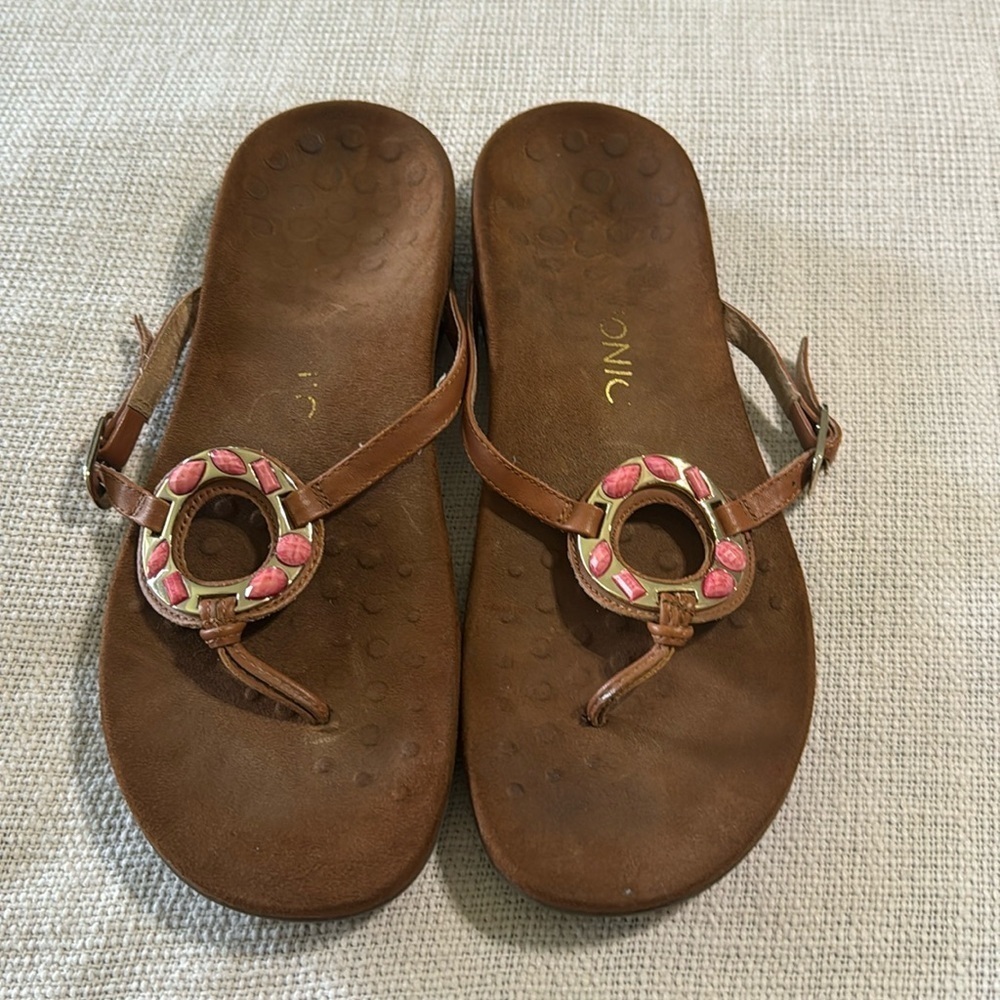 Vionic Woman’s Ricci Brown &‎ Coral Jeweled Arched Thong Sandals